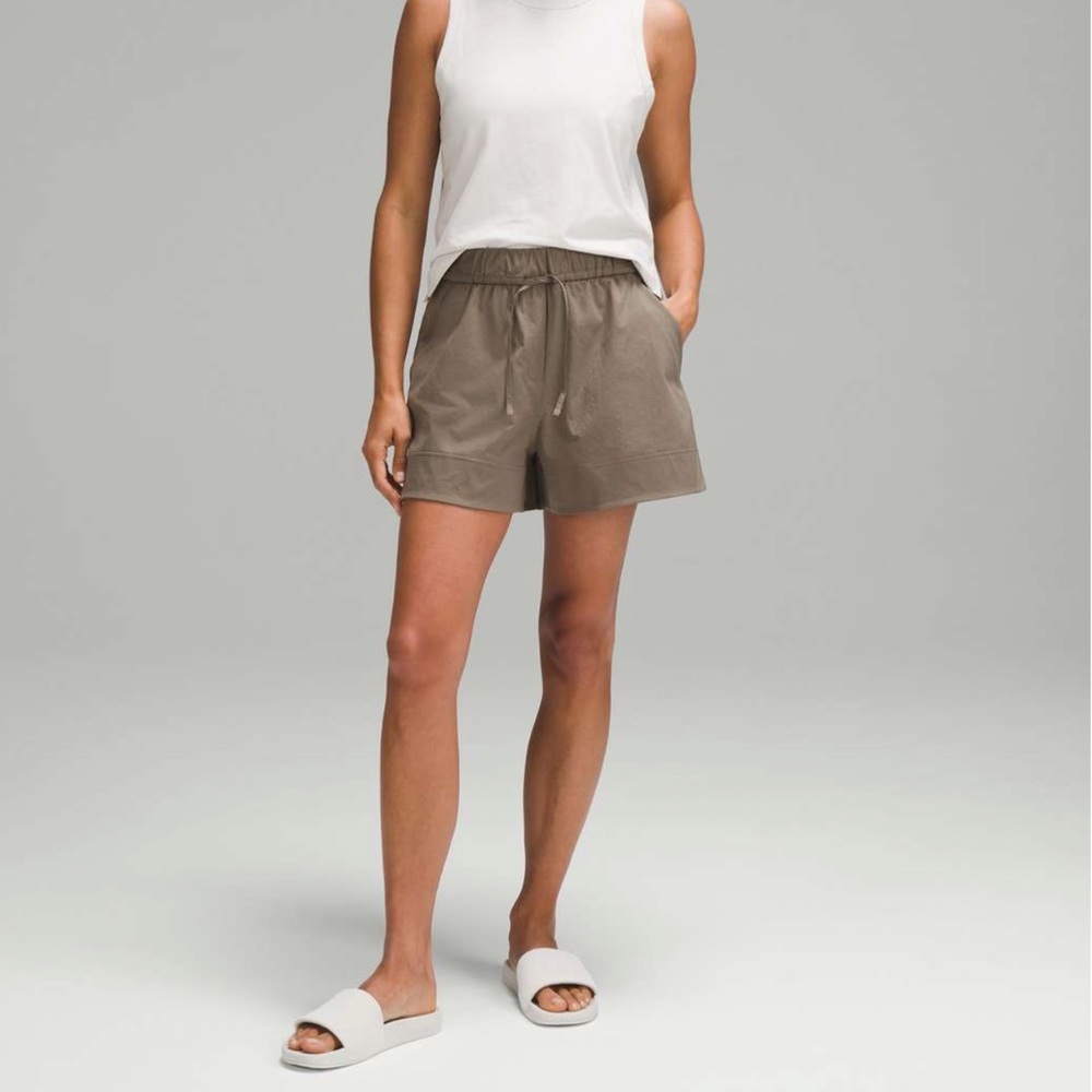Lululemon Cinchable Waist High-Rise Woven Short
